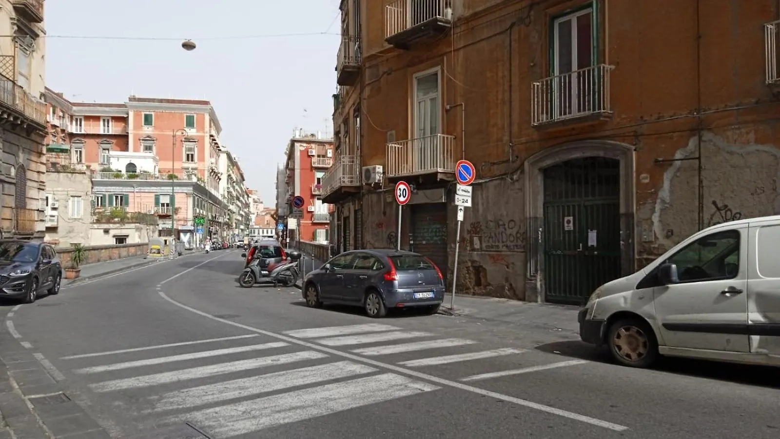 Little & Quiet Central Flat Naples 0*,  Italy